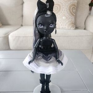 MGA Rainbow High Shadow High Shanelle Onyx Black Fashion Doll Black/White